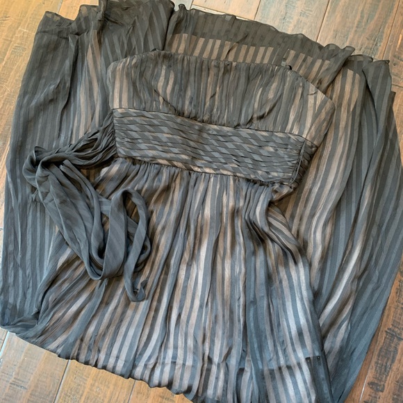 Strapless Chiffon Gown - Picture 6 of 7